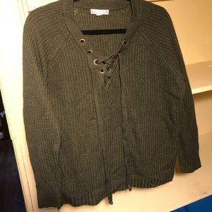 Cross cross sweater!